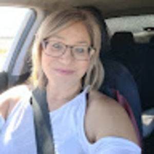 Meet your Posher, Eunyce